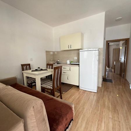 Kontiki Apartments 乌尔齐尼 外观 照片