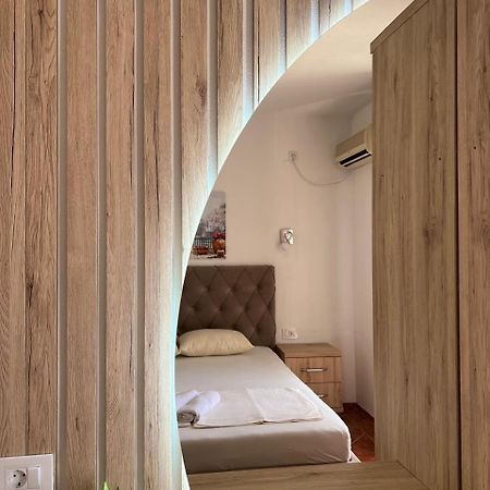 Kontiki Apartments 乌尔齐尼 外观 照片